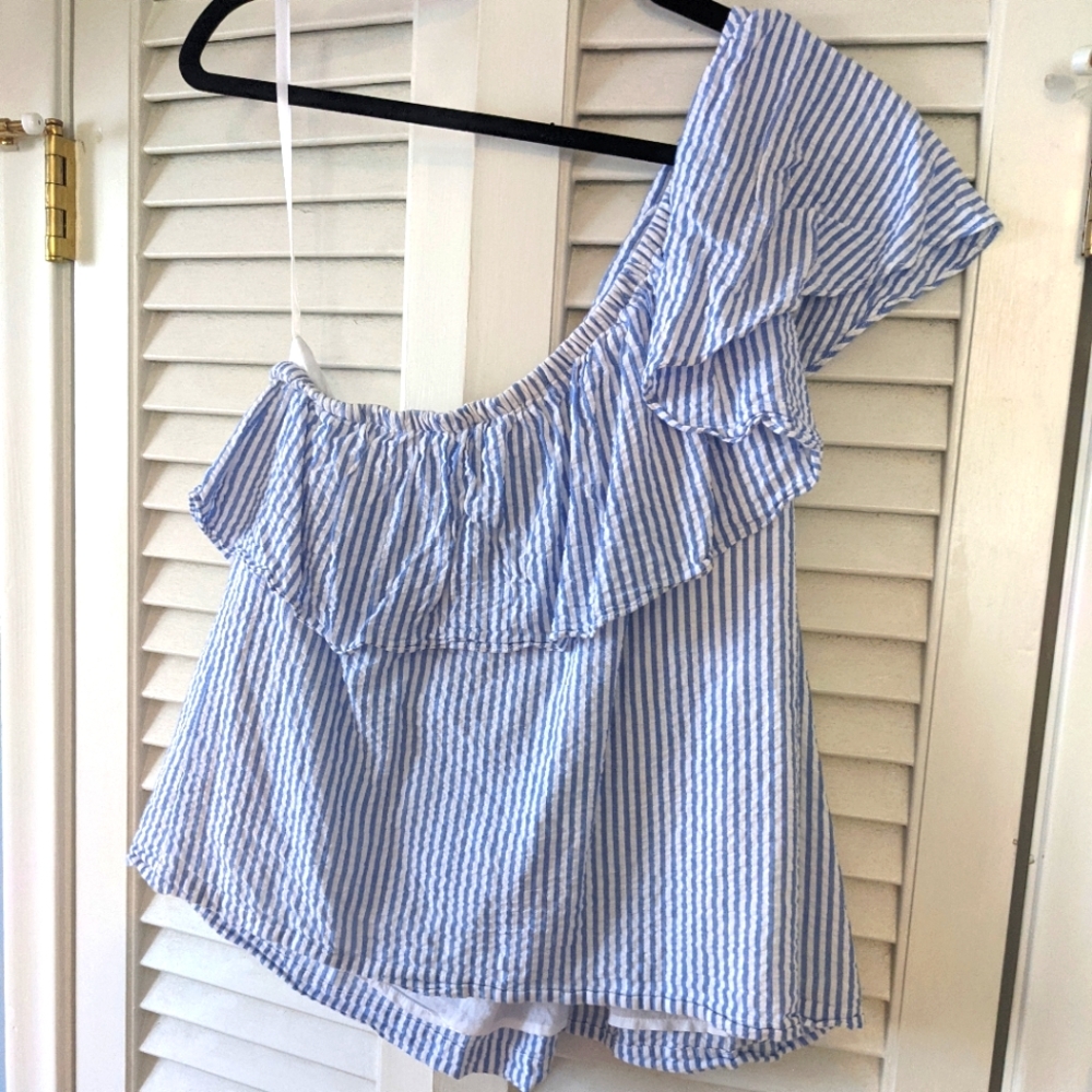 Vineyard Vines Seersucker One Shoulder Ruffle Top - Picture 3 of 3